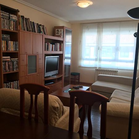 Appartement Apartamento La Cenicienta à León Extérieur photo