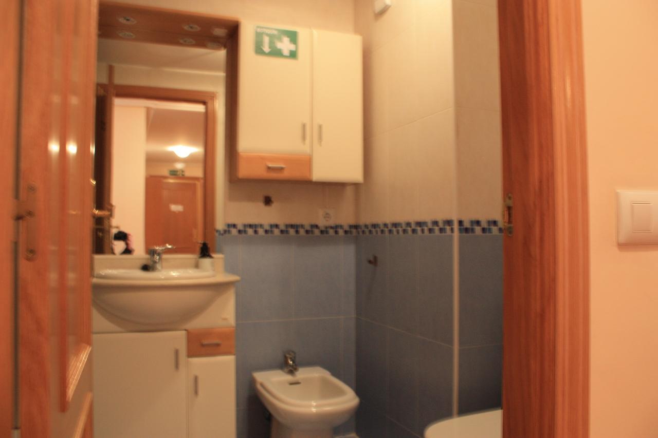 Appartement Apartamento La Cenicienta à León Extérieur photo