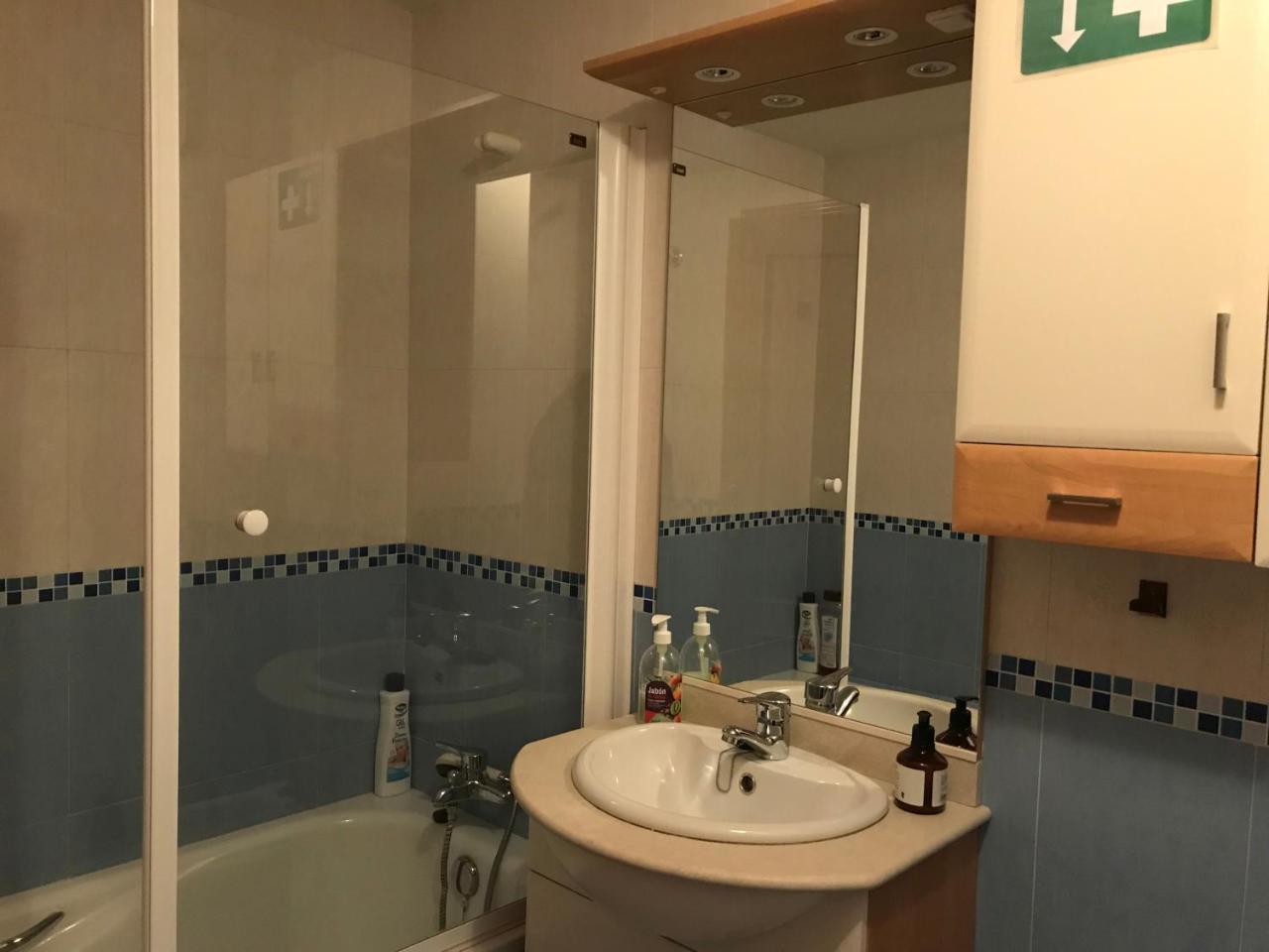 Appartement Apartamento La Cenicienta à León Extérieur photo