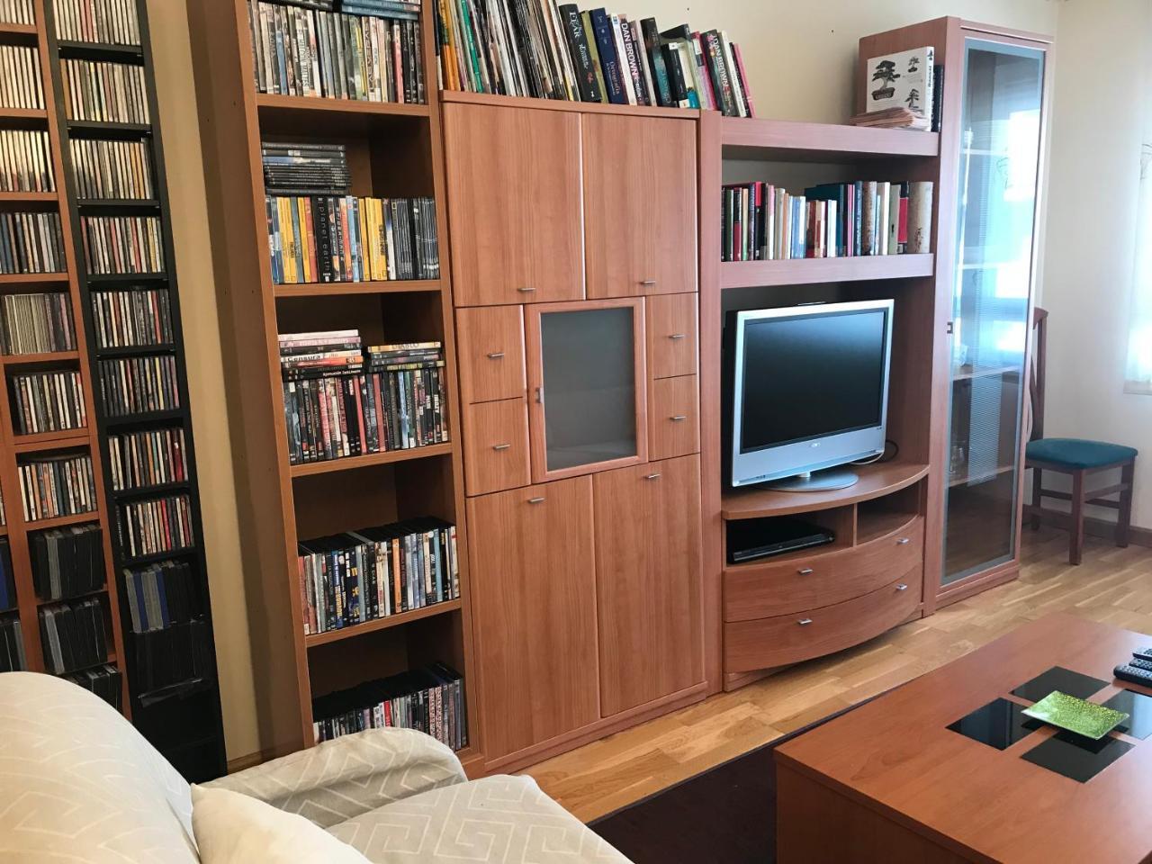 Appartement Apartamento La Cenicienta à León Extérieur photo