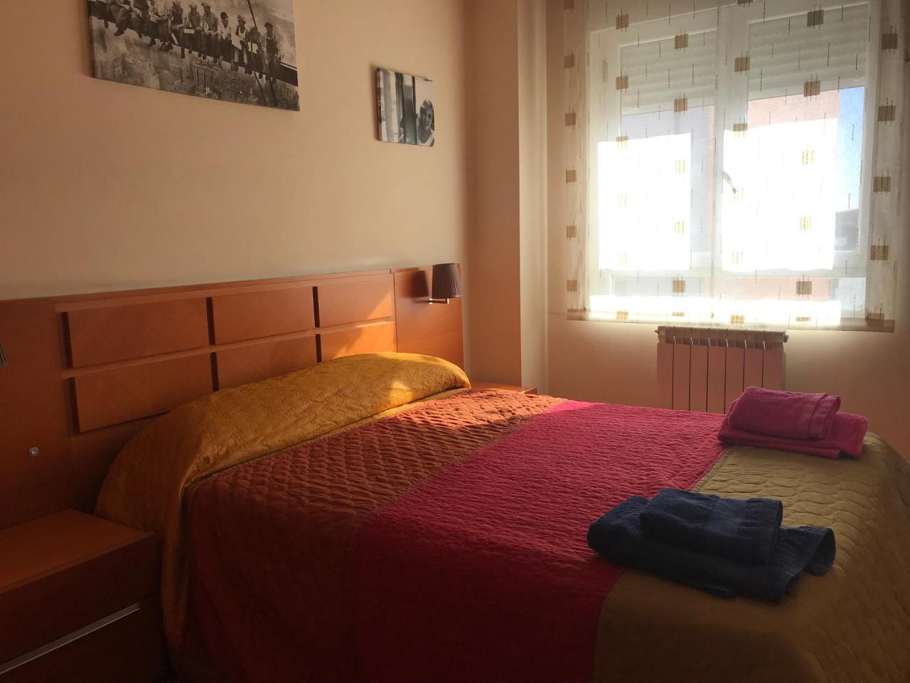 Appartement Apartamento La Cenicienta à León Extérieur photo